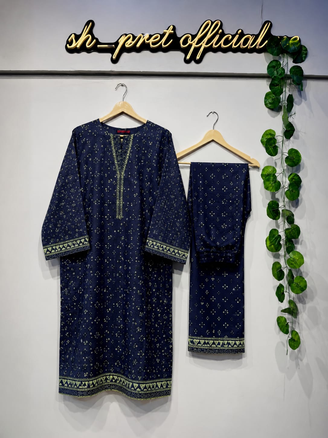 Bin Saeed 2-Piece Suit