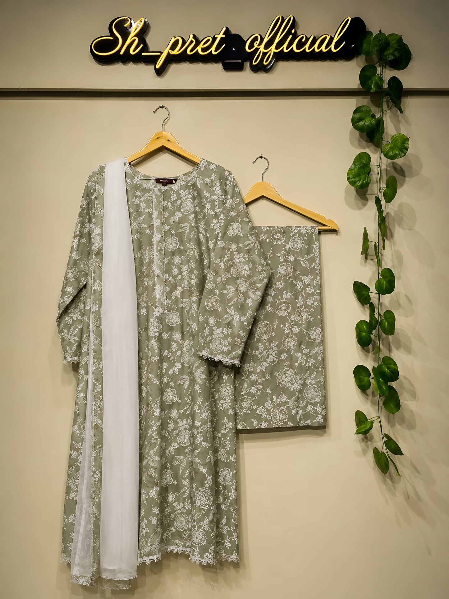 Bin Saeed 3-Piece Lawn Suit
